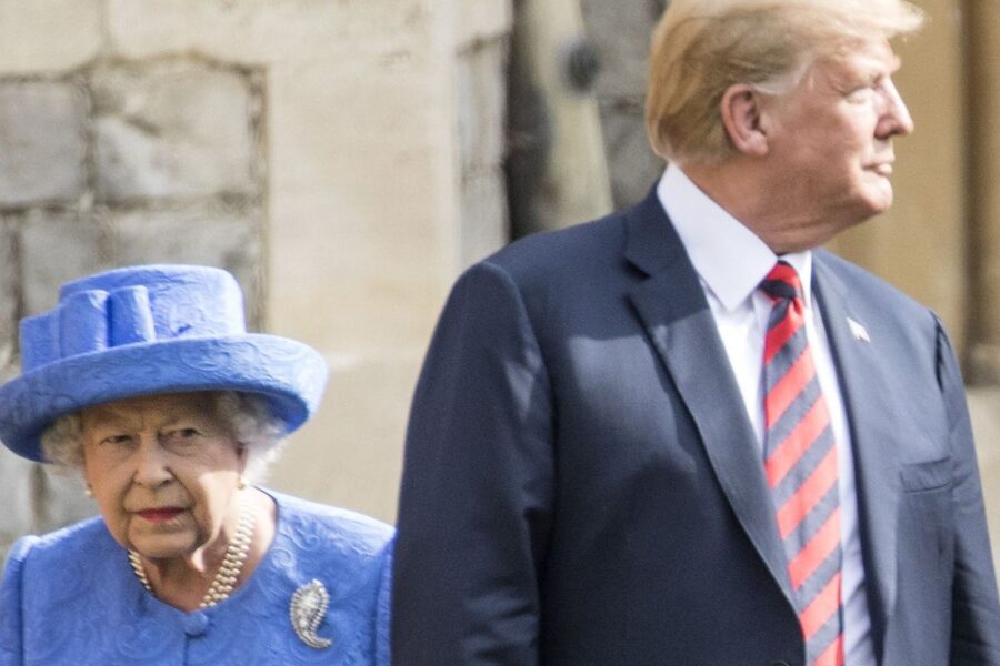 In Powerful Letter From The Overseas, Trump Writes of Dazzling Queen, Dumping Mueller